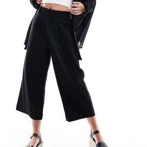 ASOS linen blend wide leg crop trouser pant 4 black cropped pants